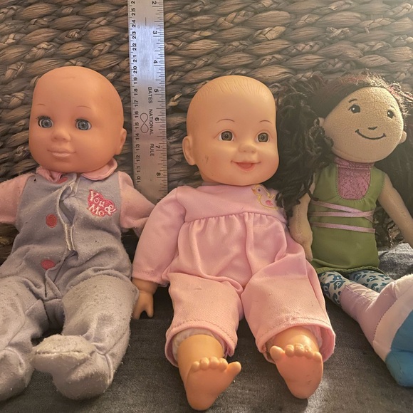 Lot: 1 American Girl, 1 baby alive, 4 baby dolls, 2 cabbage cuties and more! - Picture 7 of 13